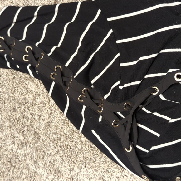 White House Black Market Striped Top - Picture 5 of 5